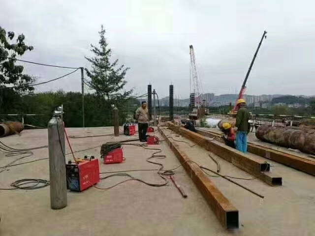 張家界工業(yè)氣體，張家界翔宇工業(yè)氣體，各種焊機,工業(yè)氣體,氣瓶,汽保焊機導電咀,切割機,切割配件